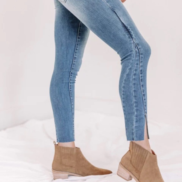 Special A Natalie Skinny Jeans with Split Hem - Picture 2 of 9